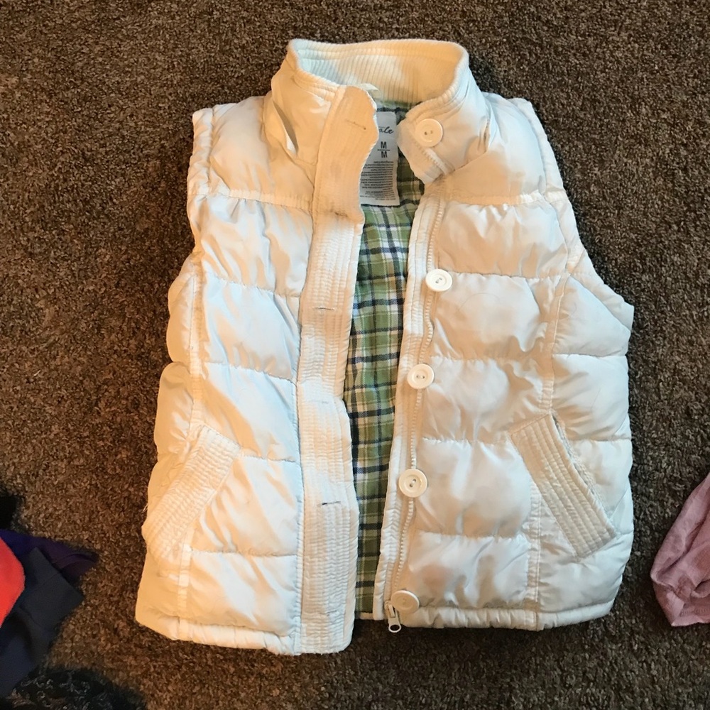Aeropostale white vest